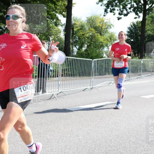 08.06.2024 - REWE Women's Run Strokosch-Dieckow http://msf.ph/oto/6257423 09.06.2024 09:50:39 Laufen 10070, 10119 meine-sportfotos.de