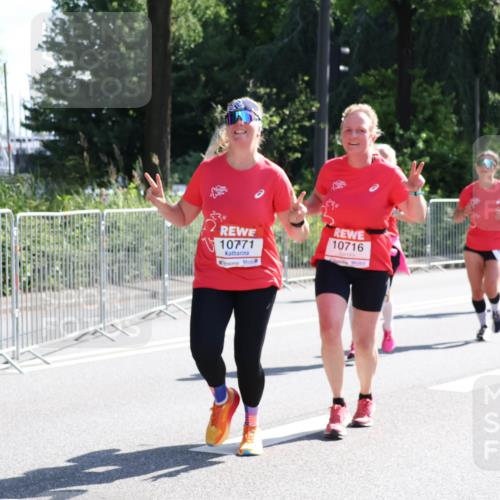 08.06.2024 - REWE Women's Run Strokosch-Dieckow http://msf.ph/oto/6257474 09.06.2024 09:50:52 Laufen 10771, 10716 meine-sportfotos.de