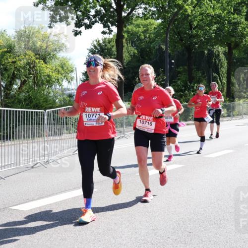 08.06.2024 - REWE Women's Run Strokosch-Dieckow http://msf.ph/oto/6257480 09.06.2024 09:50:53 Laufen 10771, 10716, 0659 meine-sportfotos.de