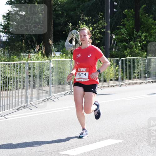 08.06.2024 - REWE Women's Run Strokosch-Dieckow http://msf.ph/oto/6257530 09.06.2024 09:51:02 Laufen 10714, 10348 meine-sportfotos.de