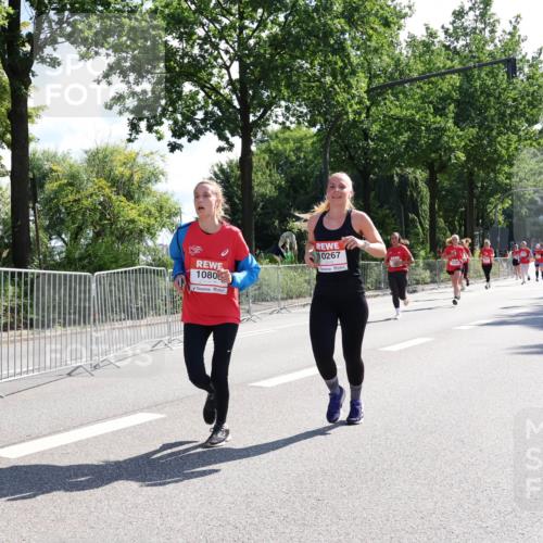 08.06.2024 - REWE Women's Run Strokosch-Dieckow http://msf.ph/oto/6257596 09.06.2024 09:51:38 Laufen 1080, 10267 meine-sportfotos.de