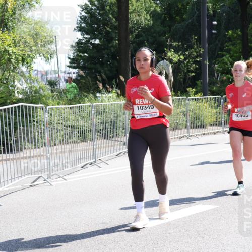 08.06.2024 - REWE Women's Run Strokosch-Dieckow http://msf.ph/oto/6257609 09.06.2024 09:51:41 Laufen 10349, 10405, 10393, 10641 meine-sportfotos.de