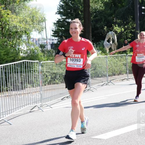 08.06.2024 - REWE Women's Run Strokosch-Dieckow http://msf.ph/oto/6257626 09.06.2024 09:51:43 Laufen 10393, 10424, 10641 meine-sportfotos.de