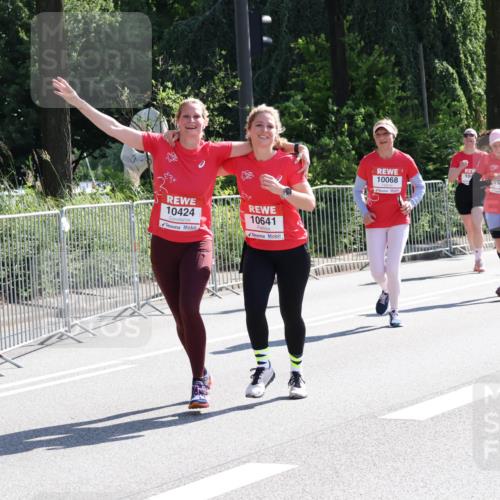 08.06.2024 - REWE Women's Run Strokosch-Dieckow http://msf.ph/oto/6257629 09.06.2024 09:51:44 Laufen 10424, 10641, 10068, 5483, 10, 0611 meine-sportfotos.de