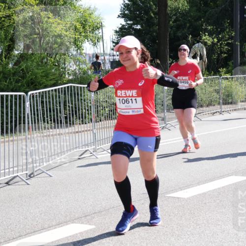 08.06.2024 - REWE Women's Run Strokosch-Dieckow http://msf.ph/oto/6257661 09.06.2024 09:51:48 Laufen 10611, 10459, 483 meine-sportfotos.de