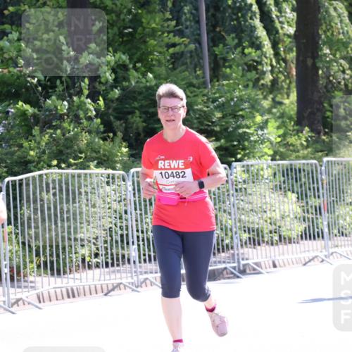 08.06.2024 - REWE Women's Run Strokosch-Dieckow http://msf.ph/oto/6257684 09.06.2024 09:51:53 Laufen 016, 10482, 10 meine-sportfotos.de
