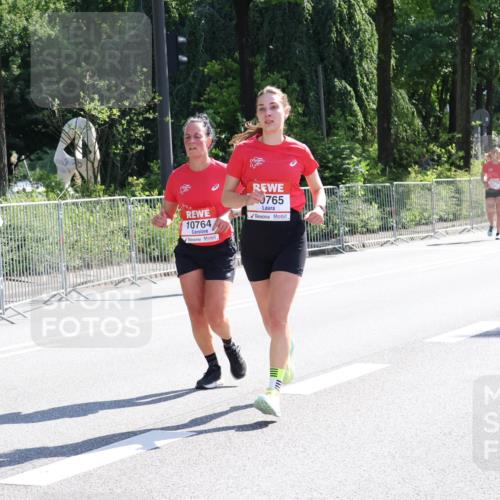 08.06.2024 - REWE Women's Run Strokosch-Dieckow http://msf.ph/oto/6257717 09.06.2024 09:52:01 Laufen 10764, 0765 meine-sportfotos.de