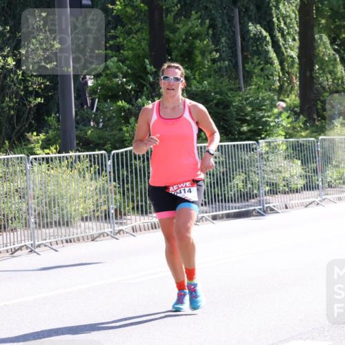 08.06.2024 - REWE Women's Run Strokosch-Dieckow http://msf.ph/oto/6257745 09.06.2024 09:52:14 Laufen 414 meine-sportfotos.de