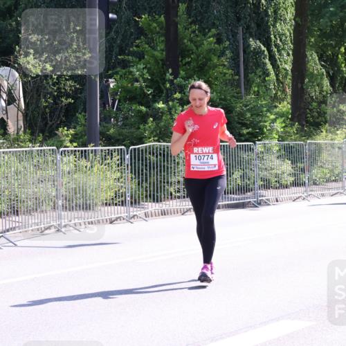 08.06.2024 - REWE Women's Run Strokosch-Dieckow http://msf.ph/oto/6257781 09.06.2024 09:52:39 Laufen 10774, 10512 meine-sportfotos.de