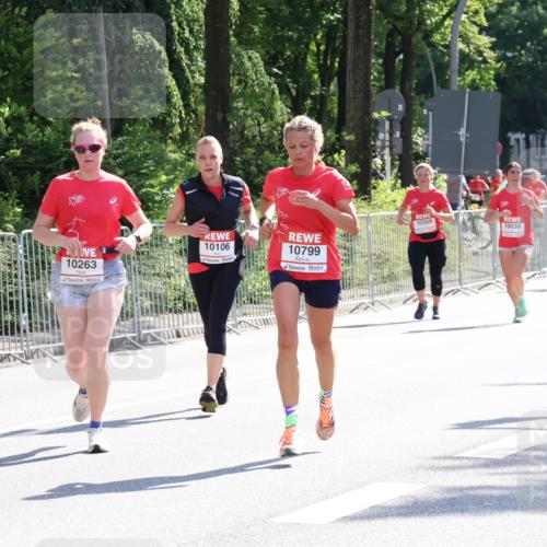 08.06.2024 - REWE Women's Run Strokosch-Dieckow http://msf.ph/oto/6257843 09.06.2024 09:53:00 Laufen 10043, 10369, 10038, 10799, 10263, 10106 meine-sportfotos.de