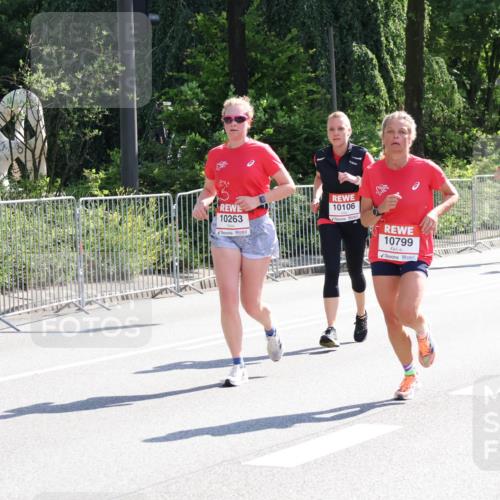 08.06.2024 - REWE Women's Run Strokosch-Dieckow http://msf.ph/oto/6257850 09.06.2024 09:53:02 Laufen 10263, 10106, 10799, 10369, 10038 meine-sportfotos.de