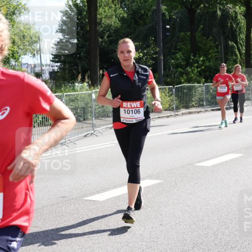 08.06.2024 - REWE Women's Run Strokosch-Dieckow http://msf.ph/oto/6257867 09.06.2024 09:53:05 Laufen 10799, 10369, 10038, 10106 meine-sportfotos.de