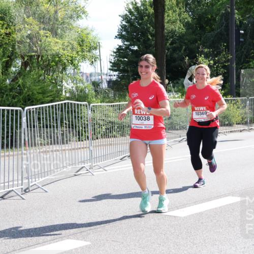 08.06.2024 - REWE Women's Run Strokosch-Dieckow http://msf.ph/oto/6257880 09.06.2024 09:53:08 Laufen 10038, 10369, 10043 meine-sportfotos.de