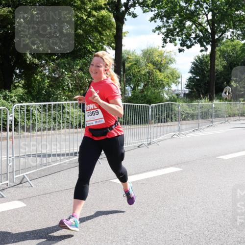 08.06.2024 - REWE Women's Run Strokosch-Dieckow http://msf.ph/oto/6257894 09.06.2024 09:53:10 Laufen 10369 meine-sportfotos.de