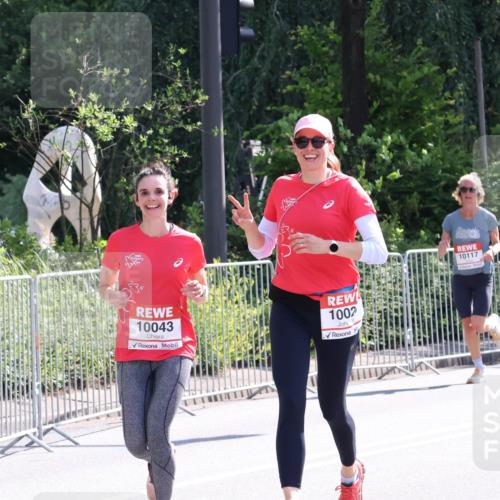 08.06.2024 - REWE Women's Run Strokosch-Dieckow http://msf.ph/oto/6257896 09.06.2024 09:53:11 Laufen 10043, 1002, 10117 meine-sportfotos.de