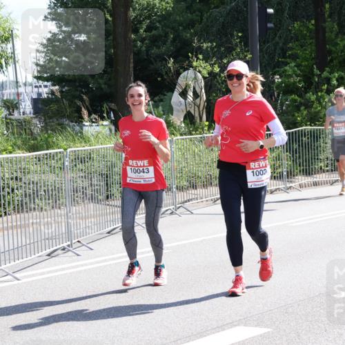 08.06.2024 - REWE Women's Run Strokosch-Dieckow http://msf.ph/oto/6257900 09.06.2024 09:53:12 Laufen 10043, 1002, 10117 meine-sportfotos.de