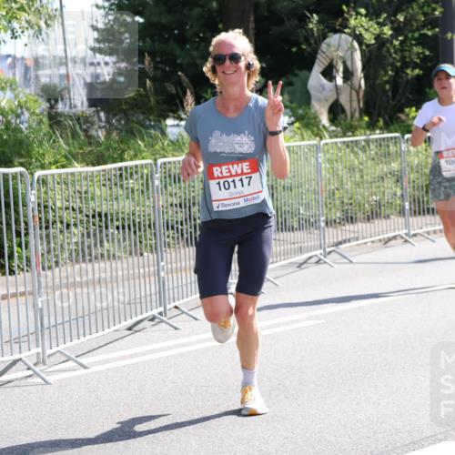 08.06.2024 - REWE Women's Run Strokosch-Dieckow http://msf.ph/oto/6257925 09.06.2024 09:53:16 Laufen 10117, 10441 meine-sportfotos.de