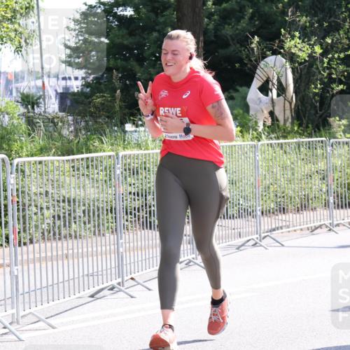 08.06.2024 - REWE Women's Run Strokosch-Dieckow http://msf.ph/oto/6257991 09.06.2024 09:53:28 Laufen  meine-sportfotos.de