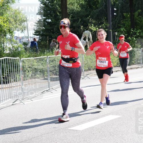 08.06.2024 - REWE Women's Run Strokosch-Dieckow http://msf.ph/oto/6258026 09.06.2024 09:53:34 Laufen 10283, 10601, 1033 meine-sportfotos.de