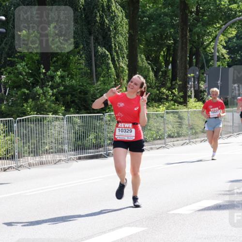 08.06.2024 - REWE Women's Run Strokosch-Dieckow http://msf.ph/oto/6258120 09.06.2024 09:53:48 Laufen 10329, 10547 meine-sportfotos.de