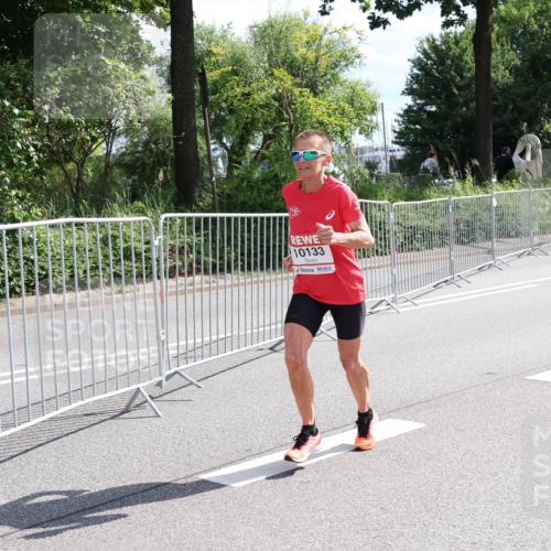 08.06.2024 - REWE Women's Run Strokosch-Dieckow http://msf.ph/oto/6258159 09.06.2024 09:54:06 Laufen 10133 meine-sportfotos.de