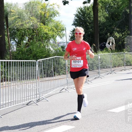 08.06.2024 - REWE Women's Run Strokosch-Dieckow http://msf.ph/oto/6258168 09.06.2024 09:54:11 Laufen 10101, 10770 meine-sportfotos.de