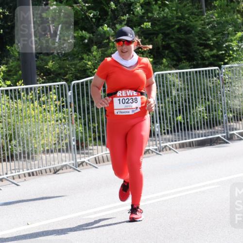 08.06.2024 - REWE Women's Run Strokosch-Dieckow http://msf.ph/oto/6258192 09.06.2024 09:54:21 Laufen 10238 meine-sportfotos.de
