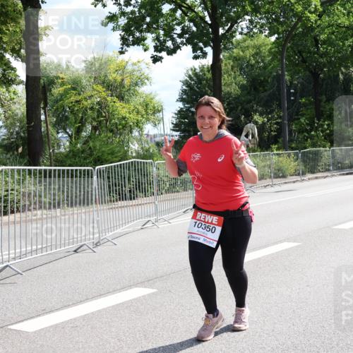 08.06.2024 - REWE Women's Run Strokosch-Dieckow http://msf.ph/oto/6258294 09.06.2024 09:54:48 Laufen 10350 meine-sportfotos.de