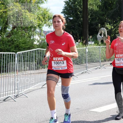 08.06.2024 - REWE Women's Run Strokosch-Dieckow http://msf.ph/oto/6258350 09.06.2024 09:55:02 Laufen 10013, 10713 meine-sportfotos.de