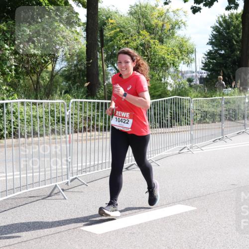 08.06.2024 - REWE Women's Run Strokosch-Dieckow http://msf.ph/oto/6258367 09.06.2024 09:55:05 Laufen 10422 meine-sportfotos.de