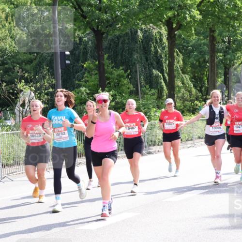 08.06.2024 - REWE Women's Run Strokosch-Dieckow http://msf.ph/oto/6258407 09.06.2024 09:55:27 Laufen 10539, 10782, 10067, 10487, 10669, 10272 meine-sportfotos.de