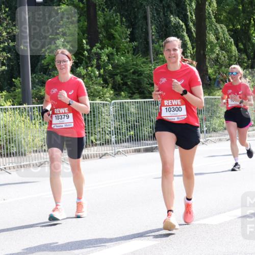 08.06.2024 - REWE Women's Run Strokosch-Dieckow http://msf.ph/oto/6258446 09.06.2024 09:55:40 Laufen 10379, 10300, 10206, 211 meine-sportfotos.de