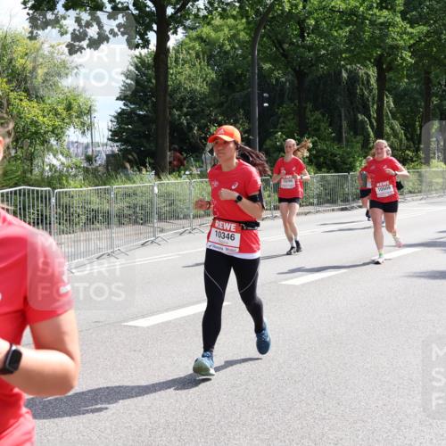 08.06.2024 - REWE Women's Run Strokosch-Dieckow http://msf.ph/oto/6258557 09.06.2024 09:56:21 Laufen 10687, 10346, 10296, 10509 meine-sportfotos.de