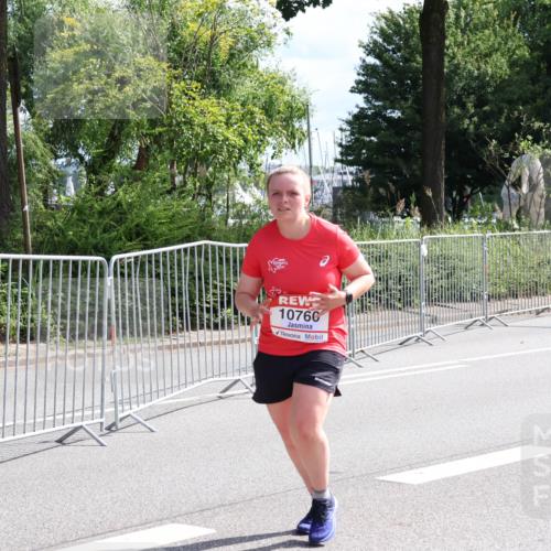 08.06.2024 - REWE Women's Run Strokosch-Dieckow http://msf.ph/oto/6258573 09.06.2024 09:56:27 Laufen 10760 meine-sportfotos.de
