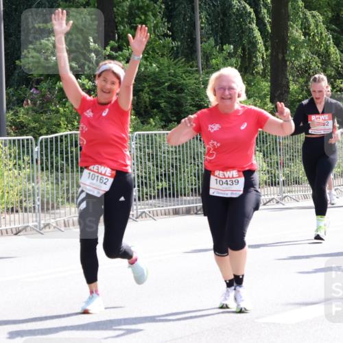 08.06.2024 - REWE Women's Run Strokosch-Dieckow http://msf.ph/oto/6258608 09.06.2024 09:56:38 Laufen 10162, 10439, 2, 10542, 10698 meine-sportfotos.de