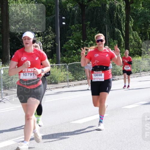 08.06.2024 - REWE Women's Run Strokosch-Dieckow http://msf.ph/oto/6258625 09.06.2024 09:56:41 Laufen 10791, 10698, 10269 meine-sportfotos.de