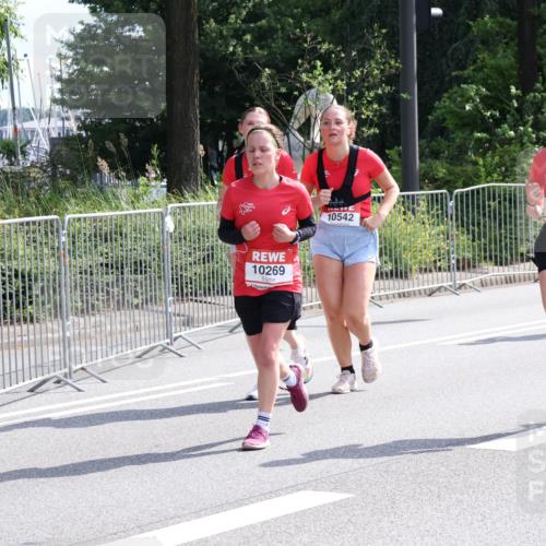 08.06.2024 - REWE Women's Run Strokosch-Dieckow http://msf.ph/oto/6258644 09.06.2024 09:56:45 Laufen 10269, 103, 10409, 10542 meine-sportfotos.de
