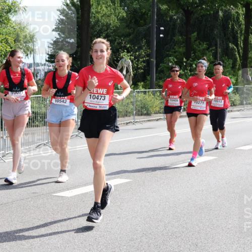 08.06.2024 - REWE Women's Run Strokosch-Dieckow http://msf.ph/oto/6258654 09.06.2024 09:56:47 Laufen 10071, 10542, 10473, 10513, 10409, 0271 meine-sportfotos.de
