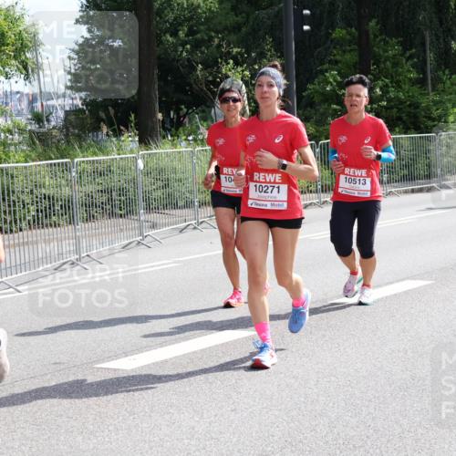08.06.2024 - REWE Women's Run Strokosch-Dieckow http://msf.ph/oto/6258657 09.06.2024 09:56:48 Laufen 47, 10, 10271, 10513, 10192 meine-sportfotos.de