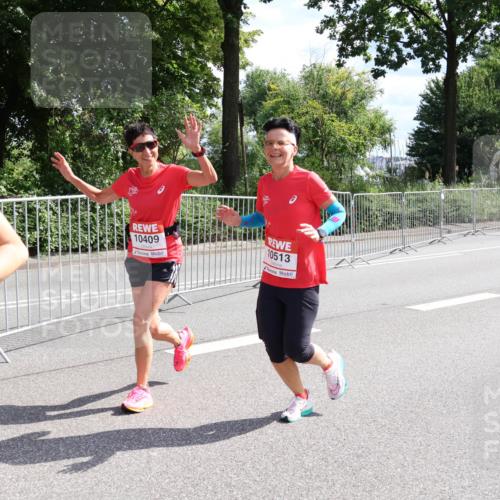 08.06.2024 - REWE Women's Run Strokosch-Dieckow http://msf.ph/oto/6258673 09.06.2024 09:56:50 Laufen 0, 1, 10409, 10513 meine-sportfotos.de