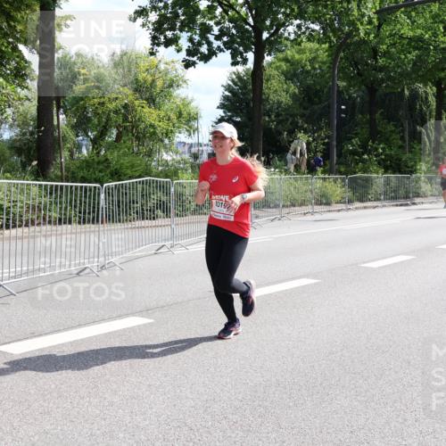 08.06.2024 - REWE Women's Run Strokosch-Dieckow http://msf.ph/oto/6258683 09.06.2024 09:56:54 Laufen 10192 meine-sportfotos.de