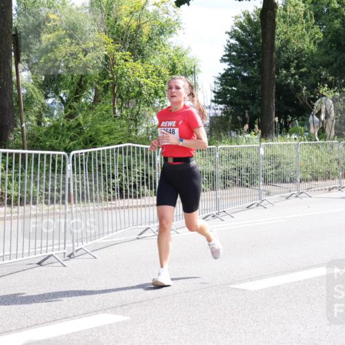 08.06.2024 - REWE Women's Run Strokosch-Dieckow http://msf.ph/oto/6258702 09.06.2024 09:57:01 Laufen 548 meine-sportfotos.de
