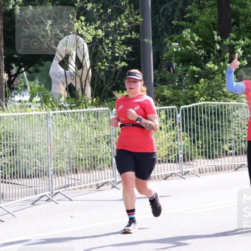 08.06.2024 - REWE Women's Run Strokosch-Dieckow http://msf.ph/oto/6258704 09.06.2024 09:57:03 Laufen 10260 meine-sportfotos.de