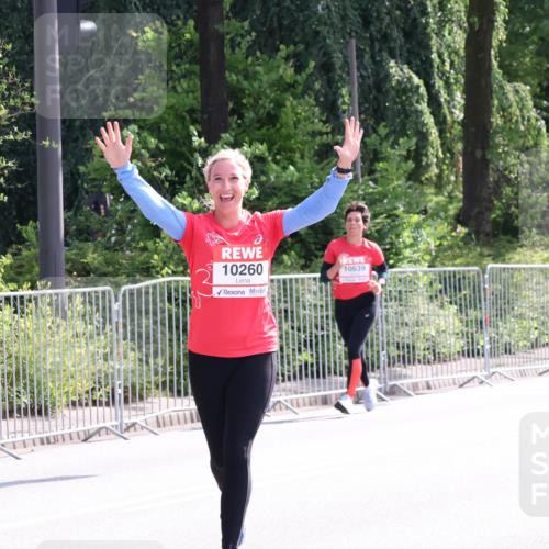 08.06.2024 - REWE Women's Run Strokosch-Dieckow http://msf.ph/oto/6258707 09.06.2024 09:57:04 Laufen 10260, 10639 meine-sportfotos.de