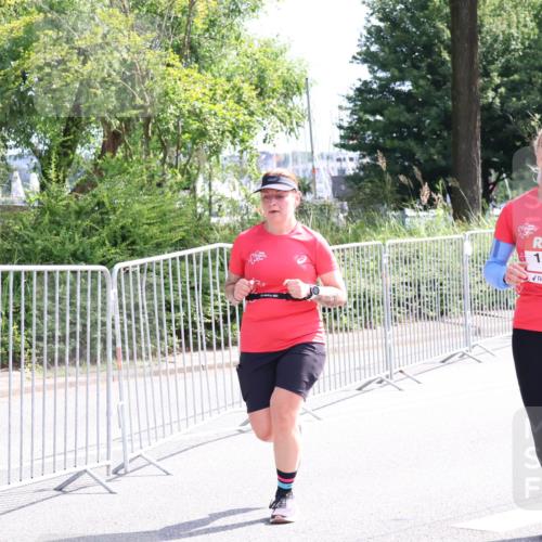 08.06.2024 - REWE Women's Run Strokosch-Dieckow http://msf.ph/oto/6258720 09.06.2024 09:57:06 Laufen 1026 meine-sportfotos.de