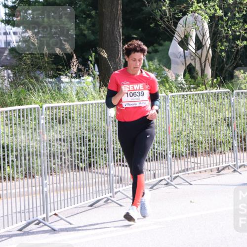 08.06.2024 - REWE Women's Run Strokosch-Dieckow http://msf.ph/oto/6258734 09.06.2024 09:57:08 Laufen 10639, 19, 102, 232899, 239 meine-sportfotos.de
