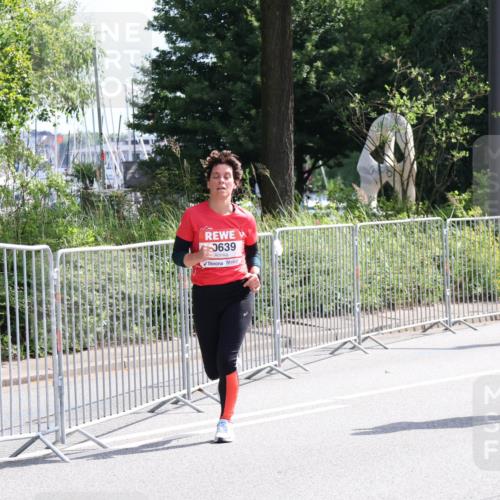 08.06.2024 - REWE Women's Run Strokosch-Dieckow http://msf.ph/oto/6258736 09.06.2024 09:57:09 Laufen 0639, 10449 meine-sportfotos.de