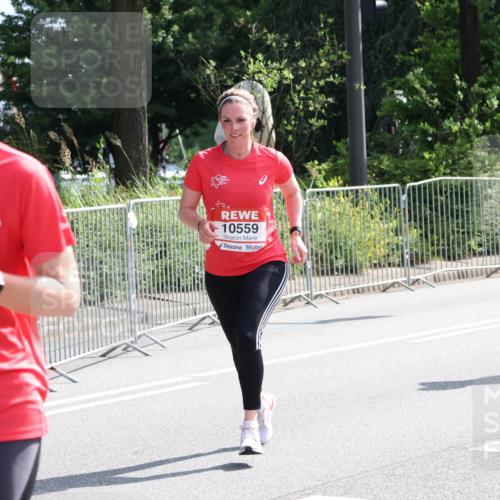 08.06.2024 - REWE Women's Run Strokosch-Dieckow http://msf.ph/oto/6258751 09.06.2024 09:57:12 Laufen 10449, 10559 meine-sportfotos.de