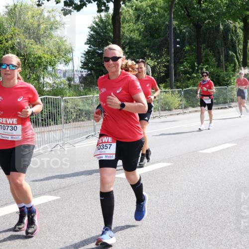 08.06.2024 - REWE Women's Run Strokosch-Dieckow http://msf.ph/oto/6258788 09.06.2024 09:57:18 Laufen 10730, 0357, 10009 meine-sportfotos.de