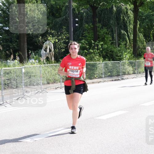 08.06.2024 - REWE Women's Run Strokosch-Dieckow http://msf.ph/oto/6258812 09.06.2024 09:57:23 Laufen 10316, 10264, 10496, 24 meine-sportfotos.de